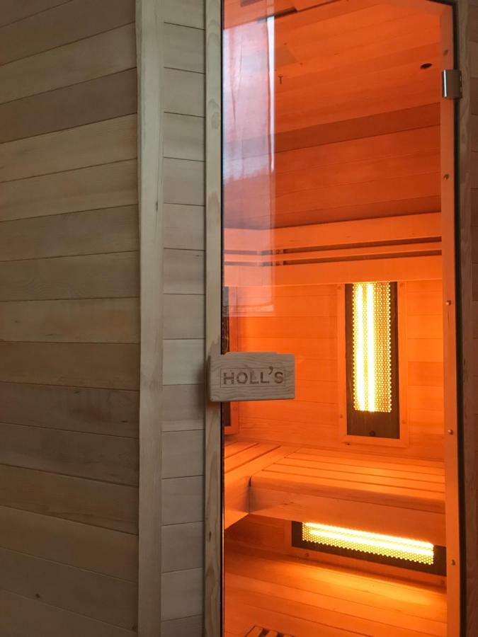 Estive des Angelettes Piscine chauffée Sauna Saint-Ferréol-Trente Extérieur photo